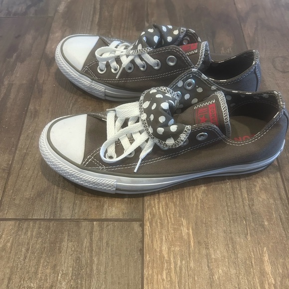 Converse gray and White Polka Dot Sneakers - Picture 2 of 5
